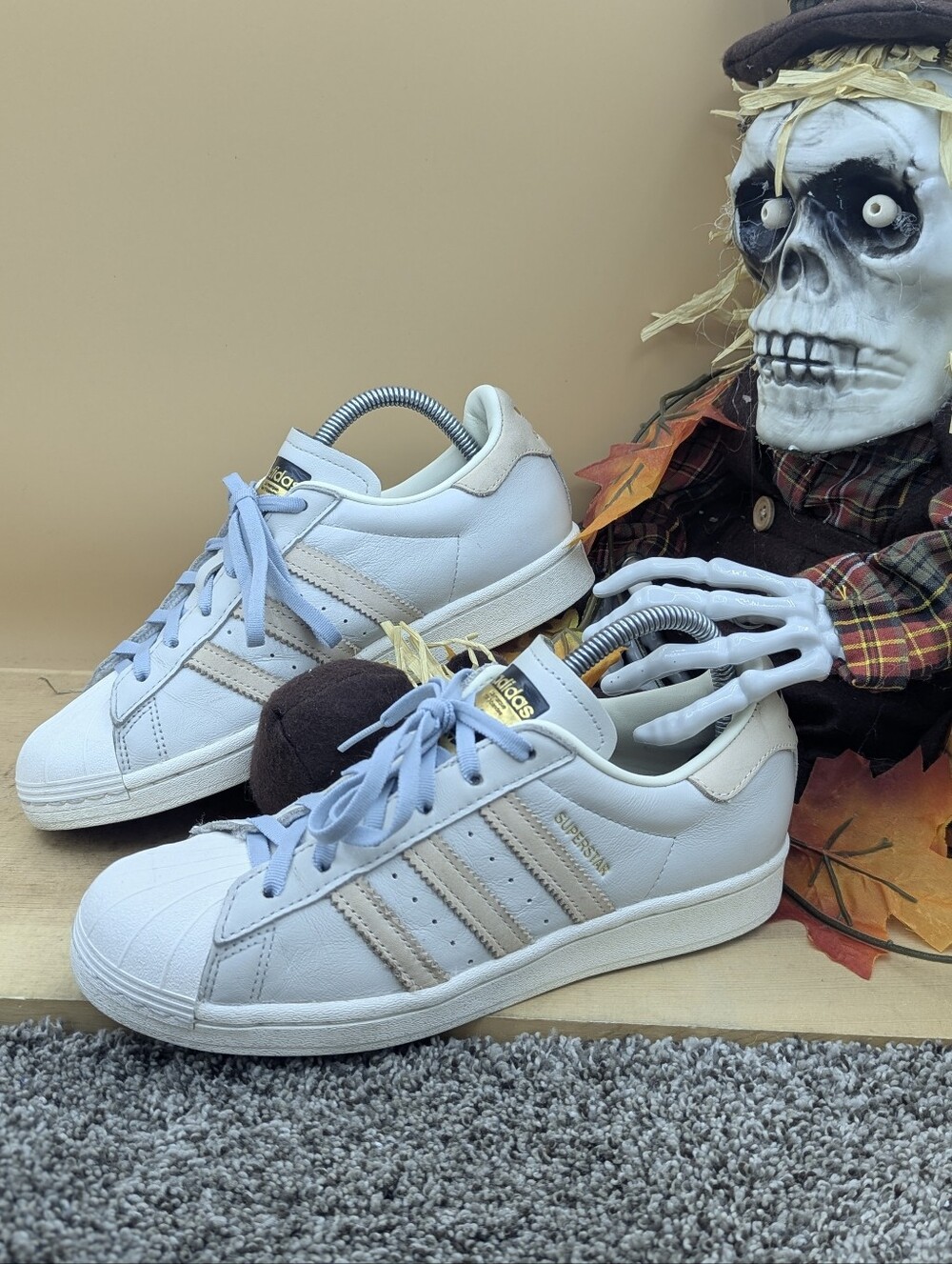 adidas Superstar Leather  Mens/Youth Size 6.5 Running Walking Shoes